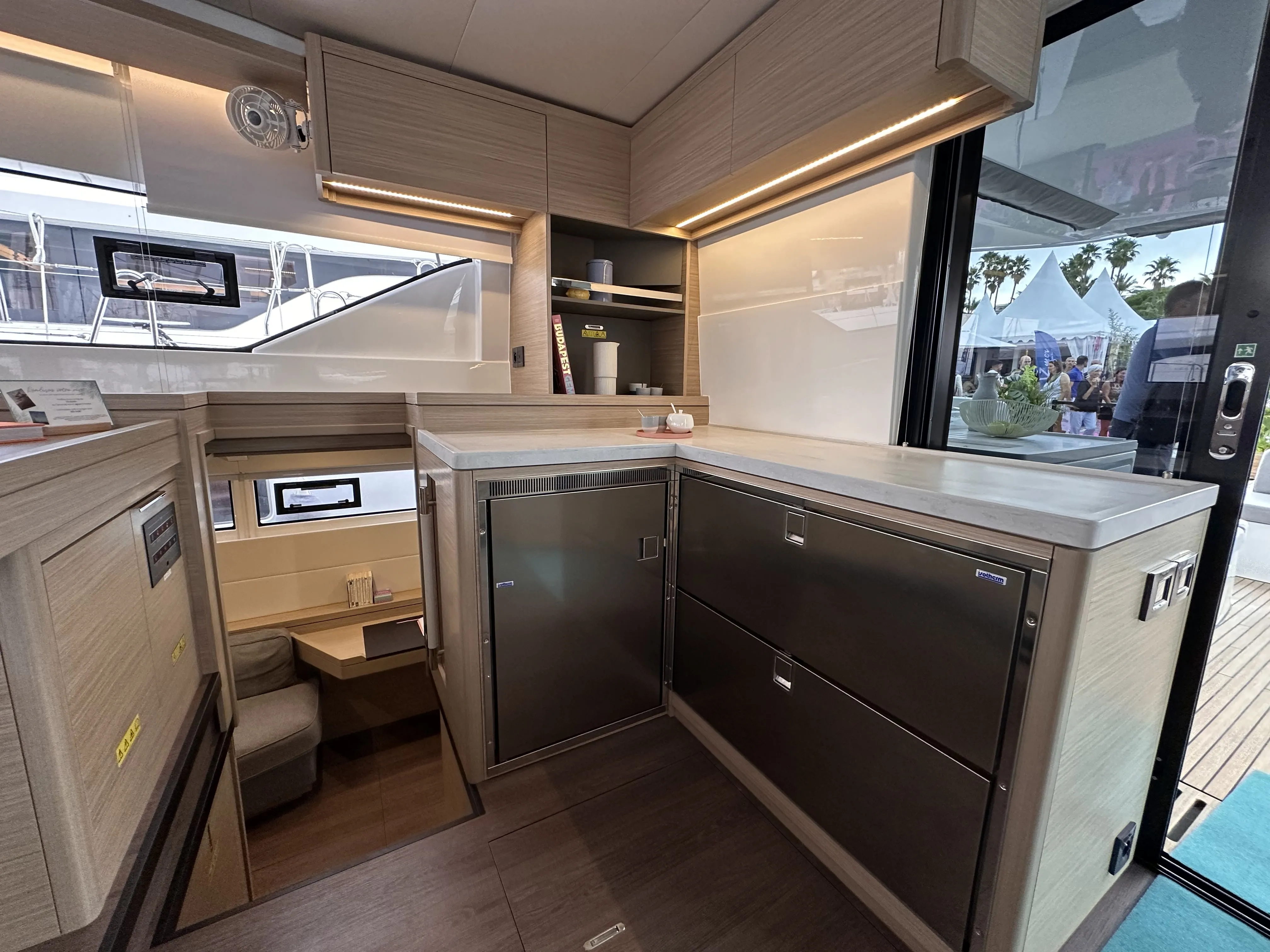 Image slide 78475