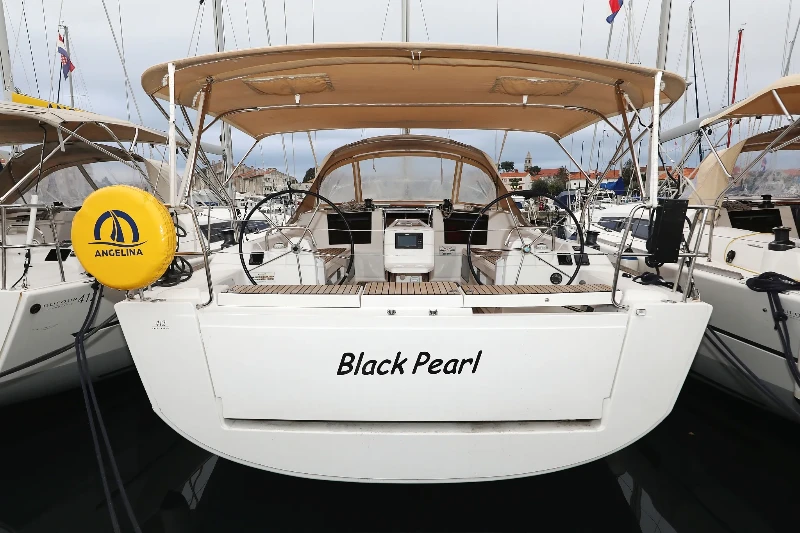 Dufour 412 GL Black Pearl boat image