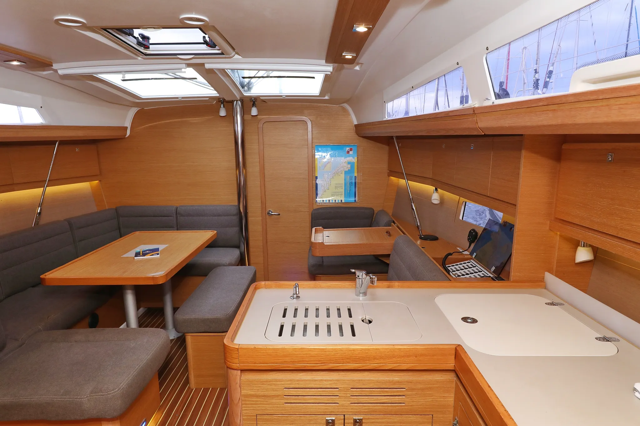 Image slide 7883