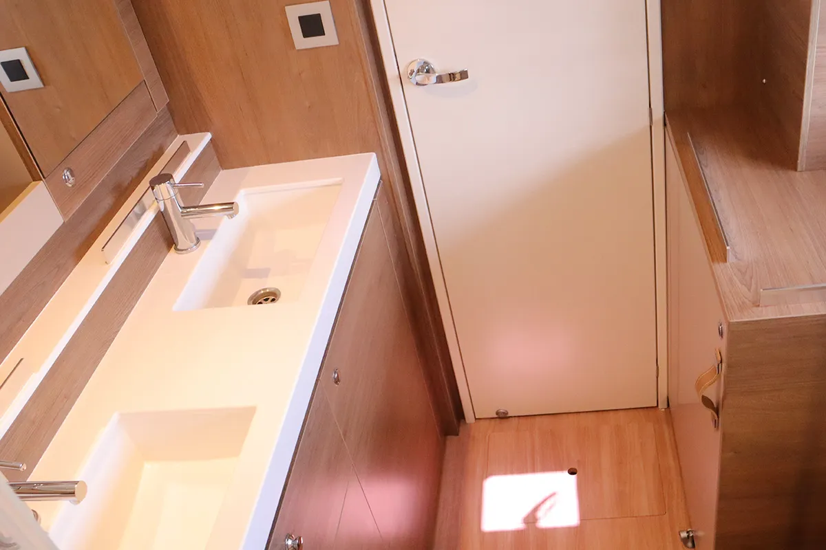 Image slide 79012