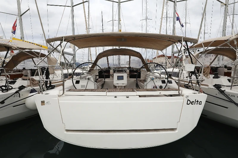 Dufour 412 GL Delta boat image