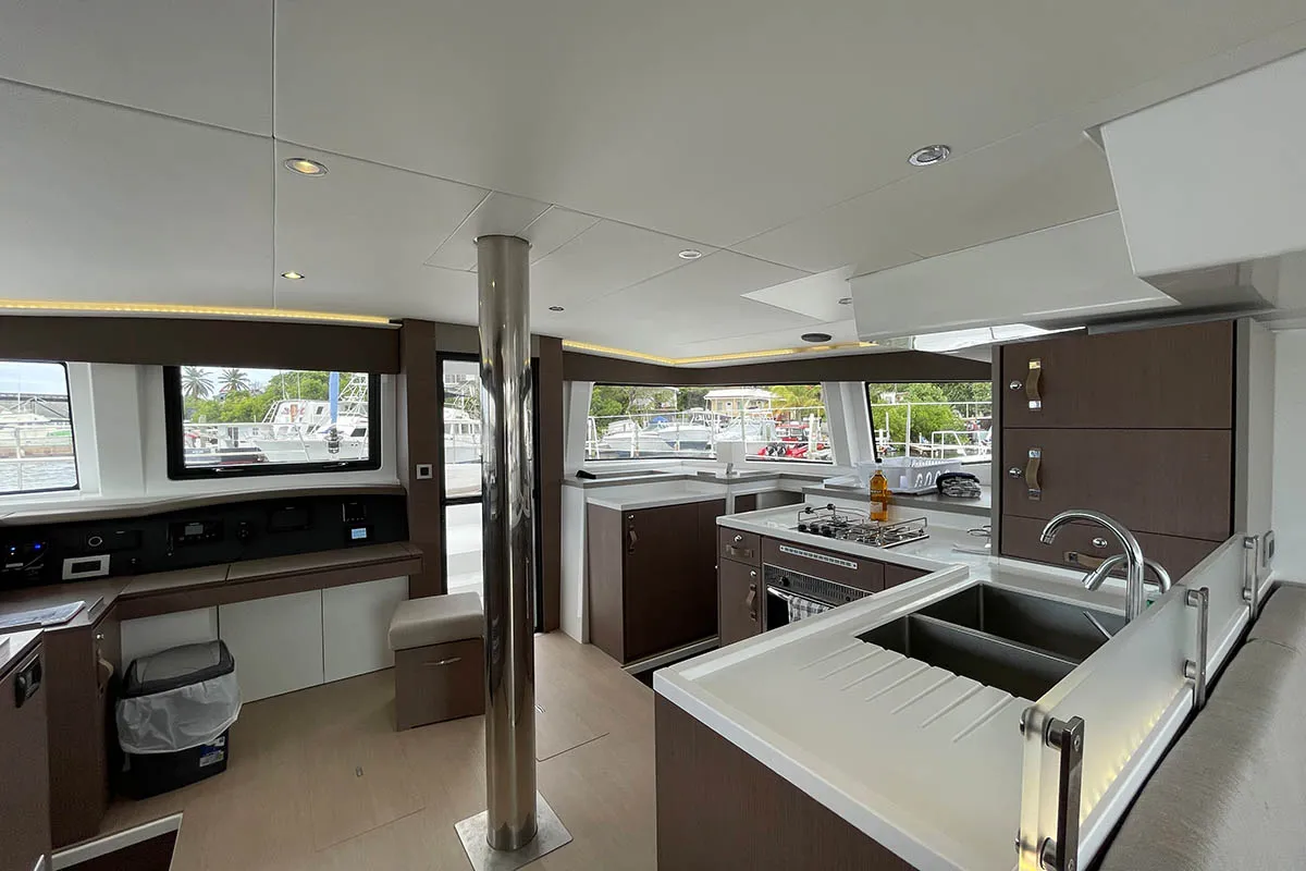Image slide 79425