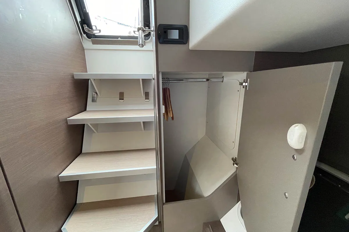 Image slide 79437