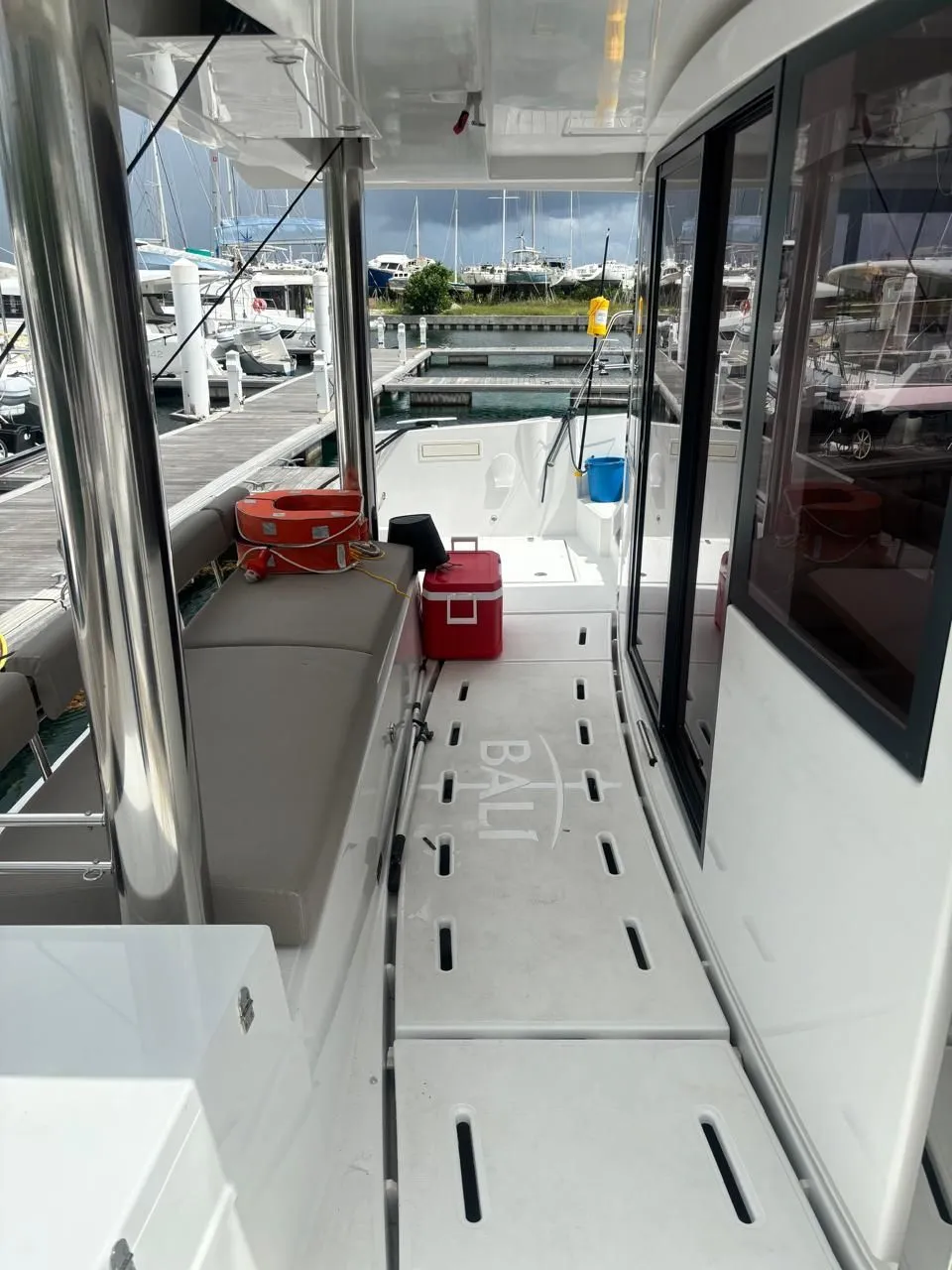Image slide 79447