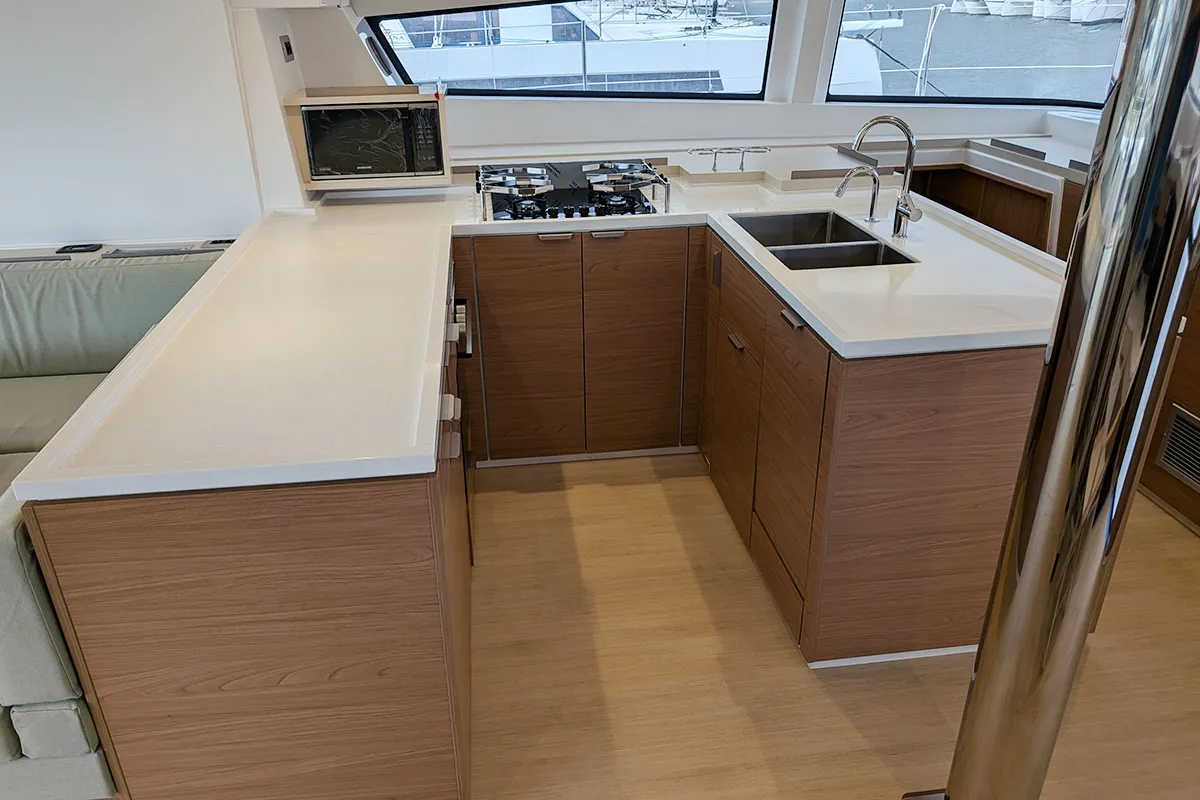 Image slide 79686