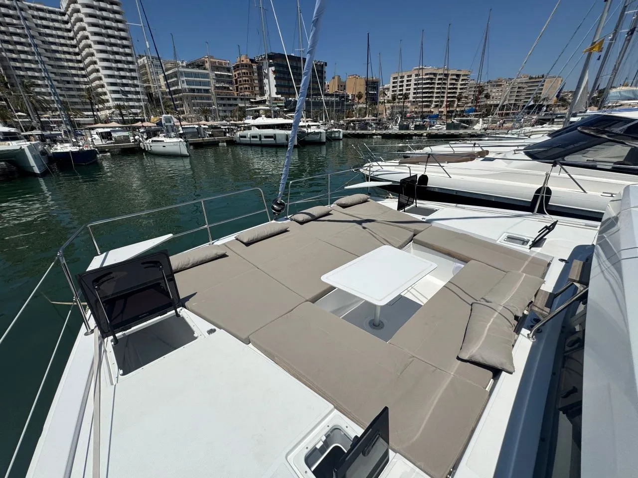 Image slide 79876