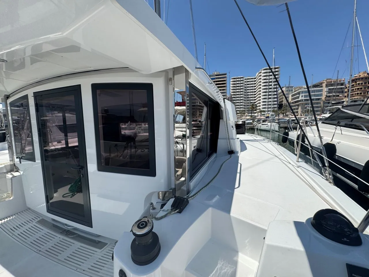 Image slide 79878