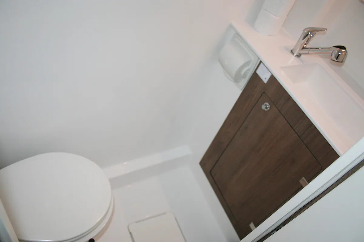 Image slide 80038