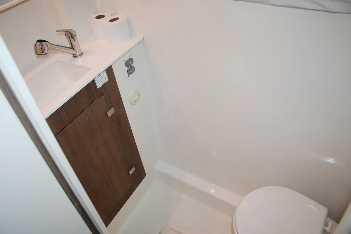 Image slide 80075