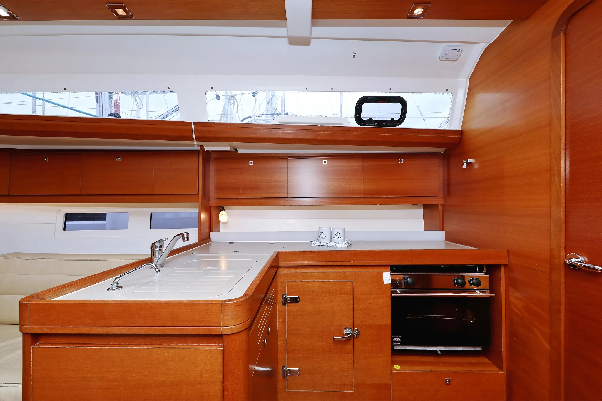 Image slide 8027