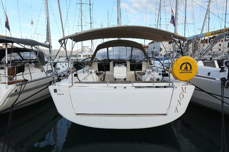 Bootsbild Dufour 412 GL Mona