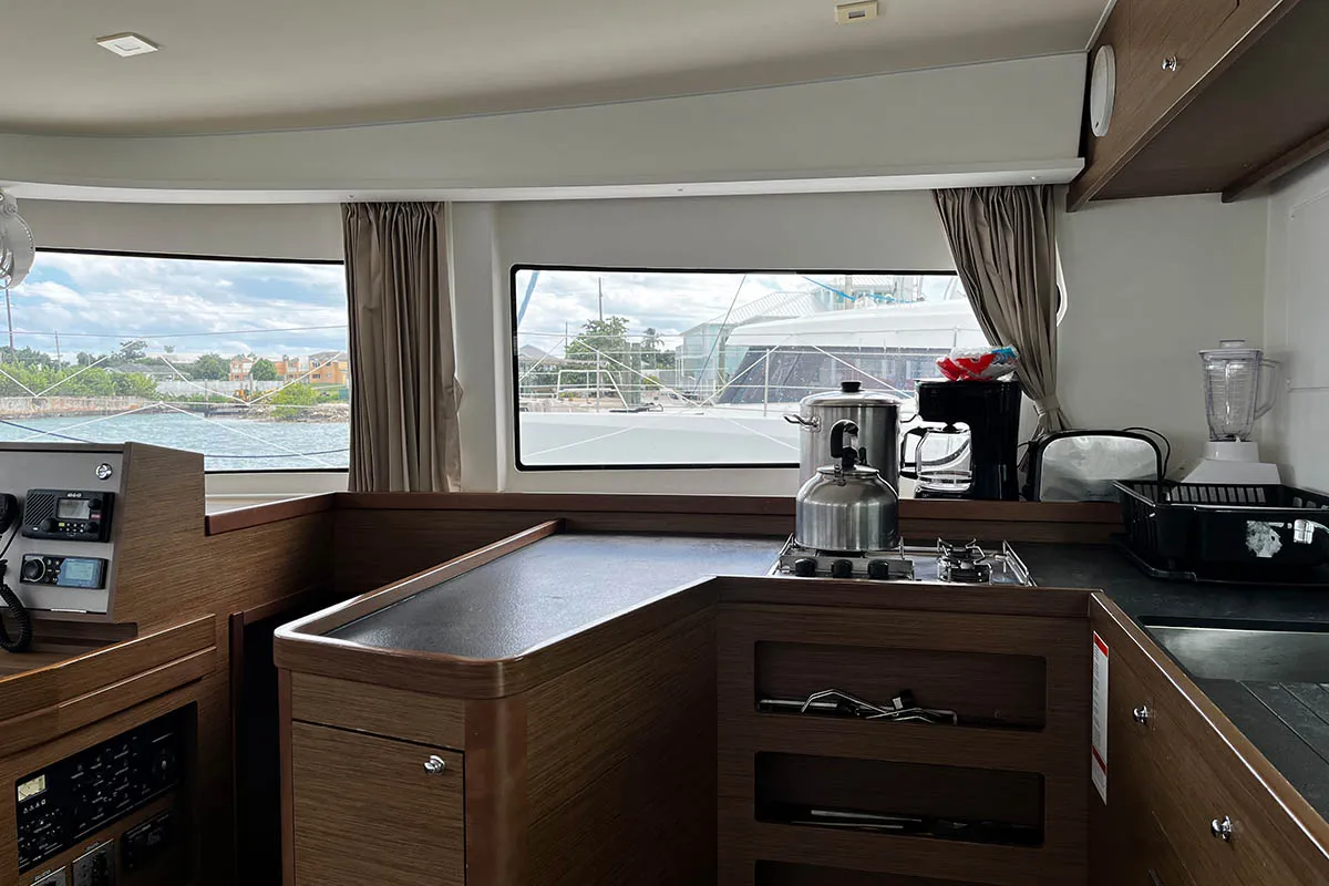 Image slide 82022