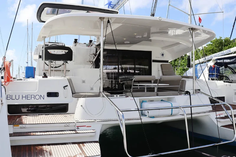 Lagoon 42 Blú Heron boat image