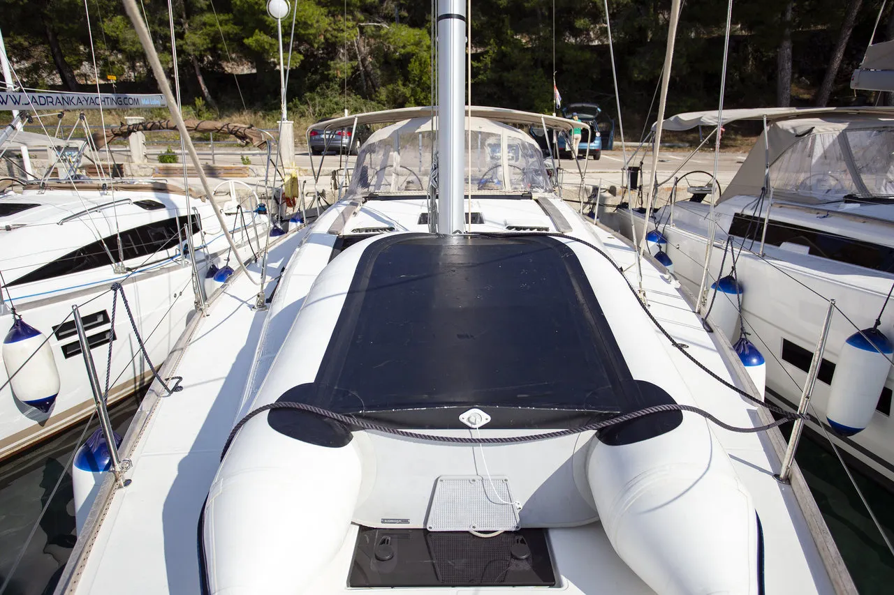 Image slide 8240