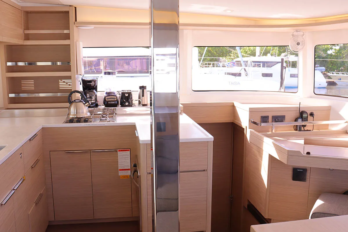 Image slide 83016