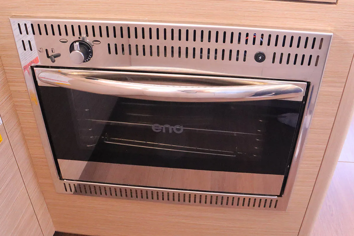 Image slide 83019