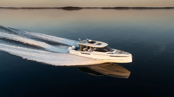 Saxdor 400 GTO Tai 77 boat image