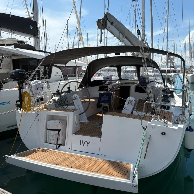 Hanse 415 Ivy boat image