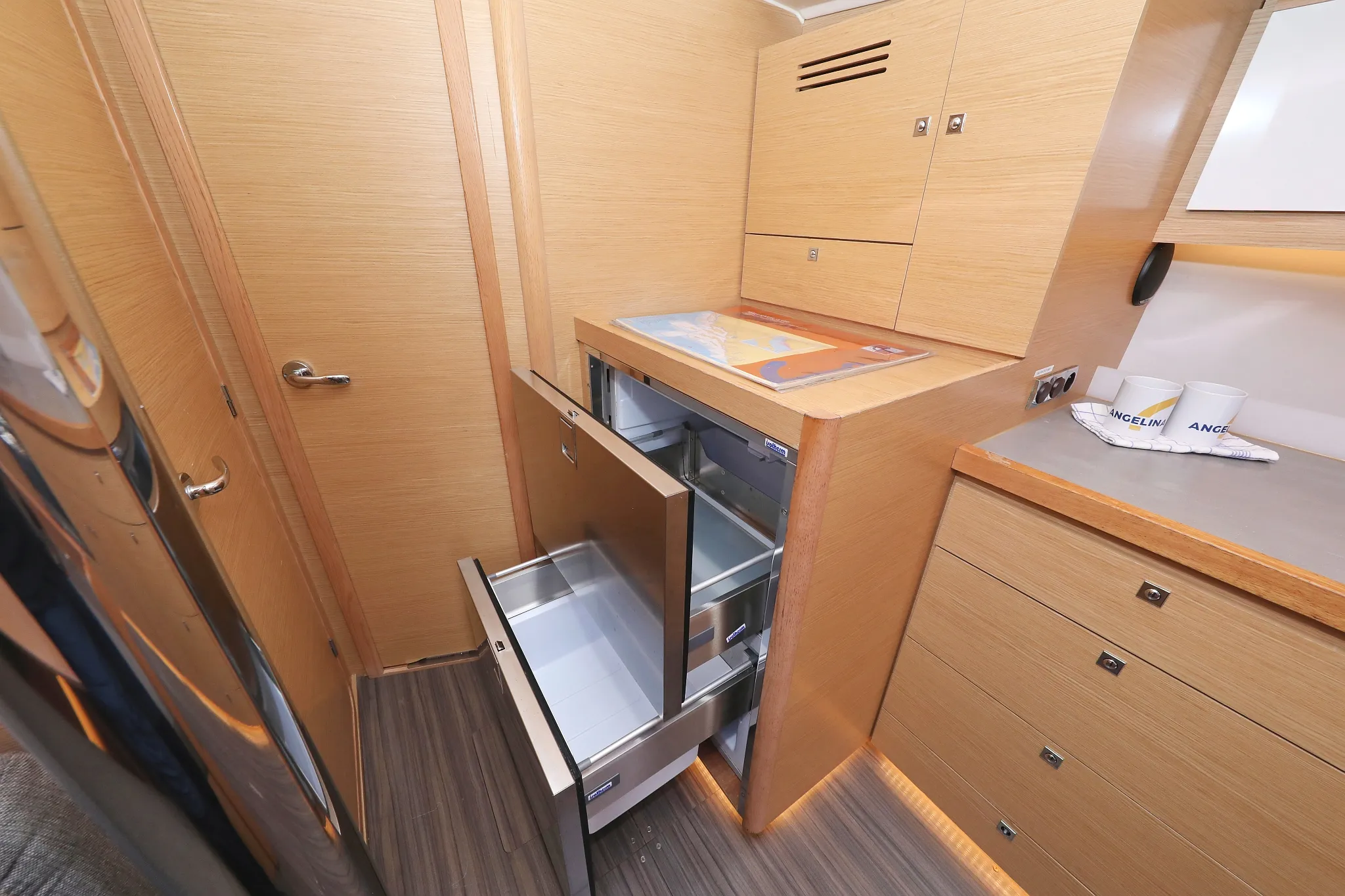 Image slide 8751