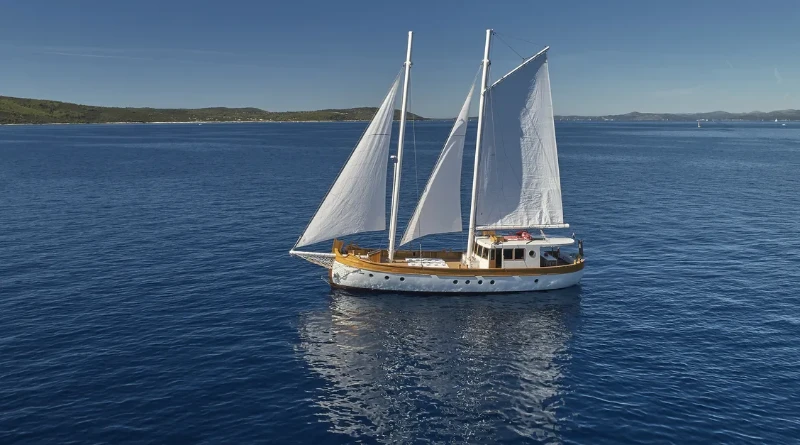 Green Ray Green Ray boat image