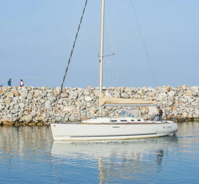 First 40.7 Milena boat image