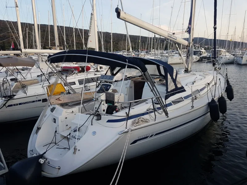 Bavaria 41 Azzurro boat image