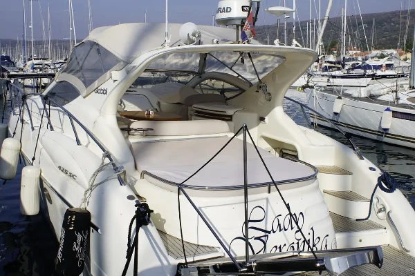 Gobbi 425 SC Lady Veronika boat image
