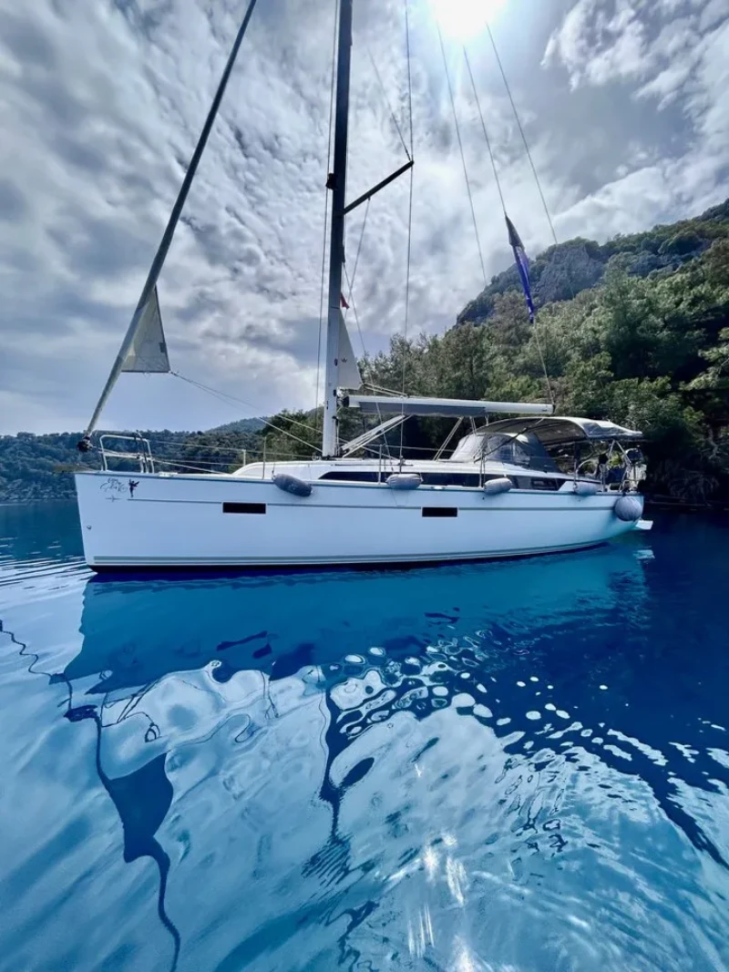 Bavaria Cruiser 37 Enjoy the Silence boat image