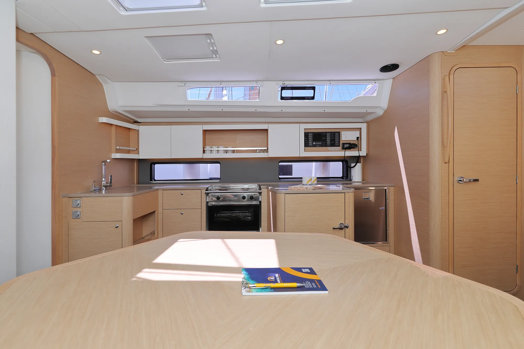 Image slide 8881