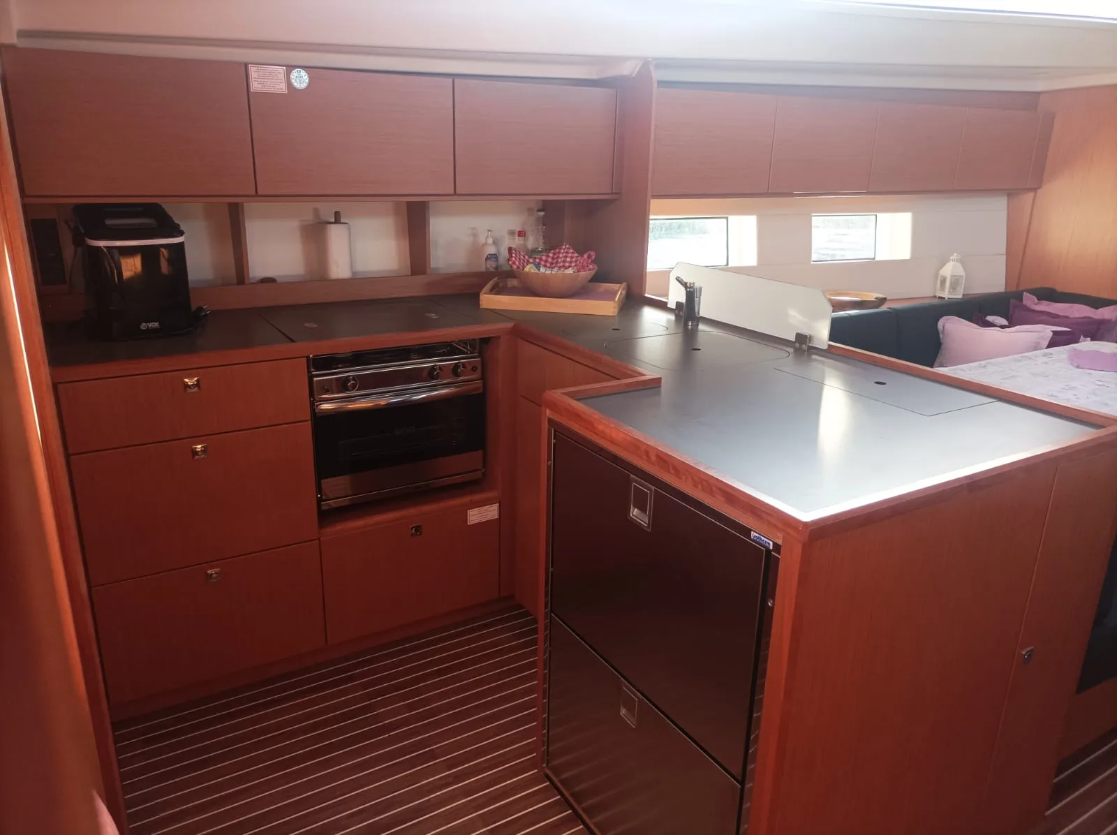 Image slide 90276