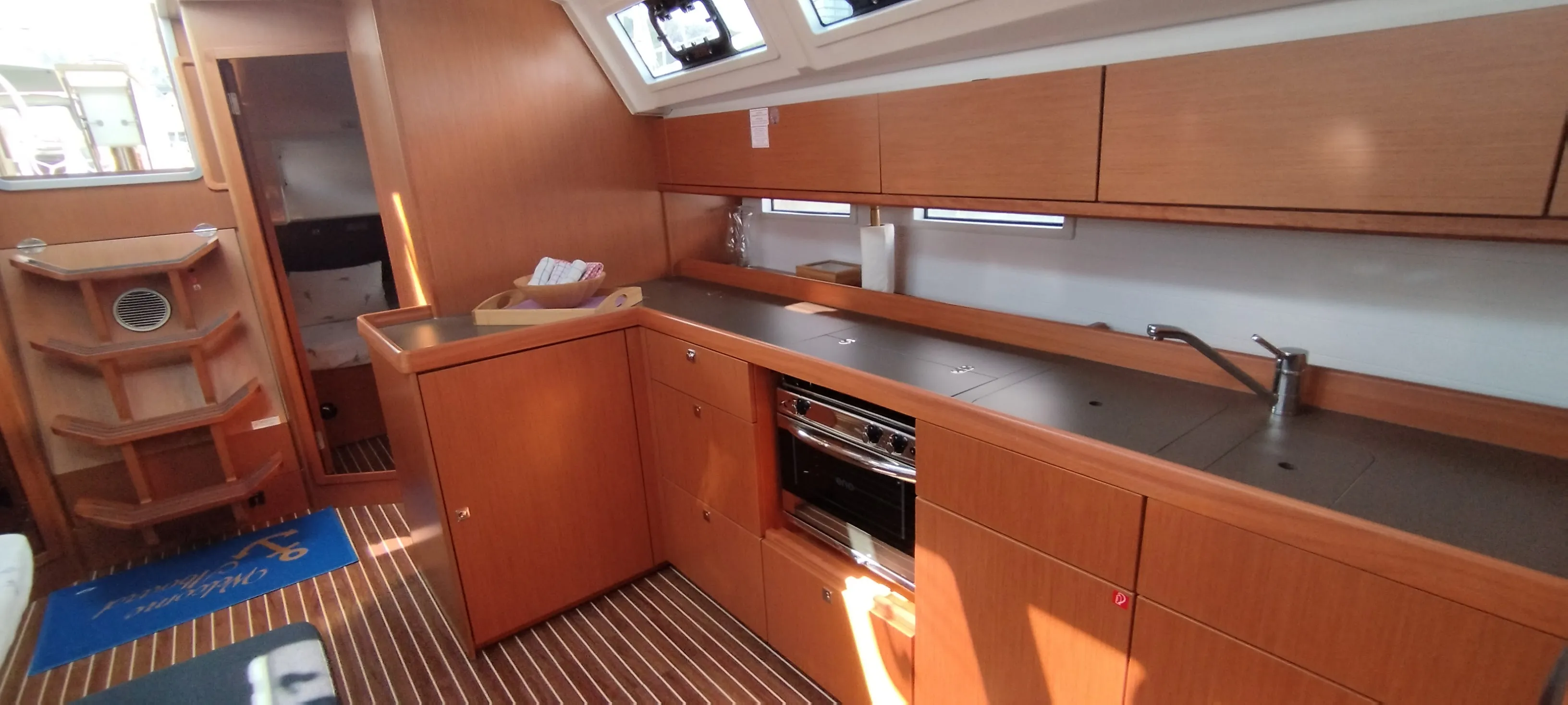 Image slide 90349