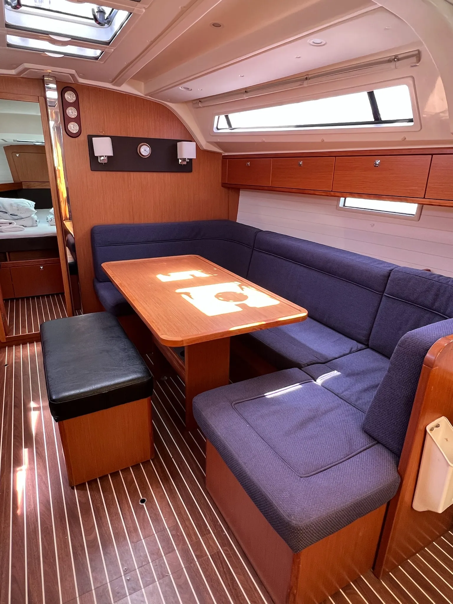 Image slide 90436