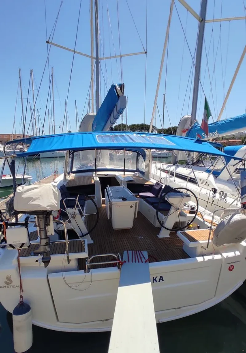 Oceanis 46.1 Namaka boat image