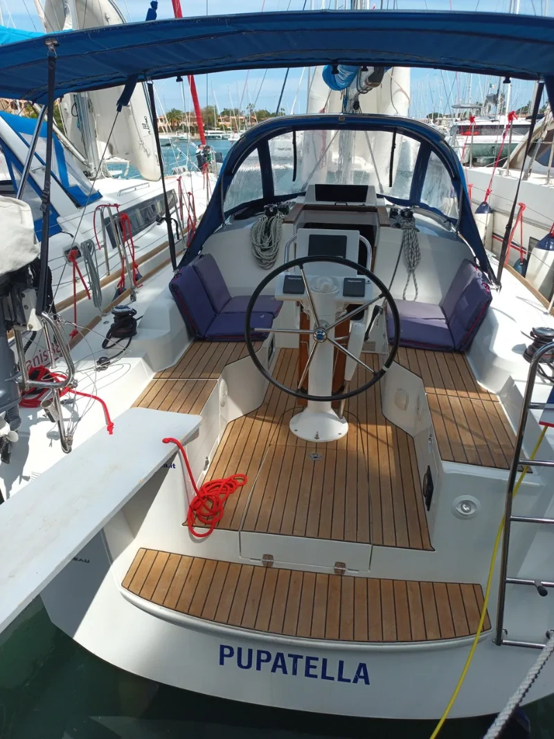 Sun Odyssey 319 Pupatella boat image