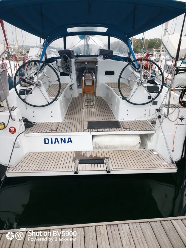 Sun Odyssey 380 Diana boat image