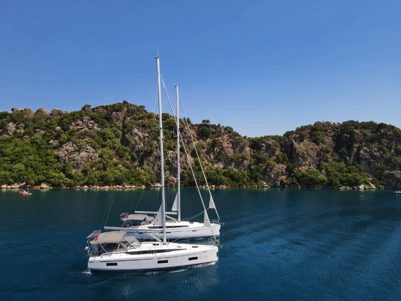 Bavaria C42 Sorores boat image