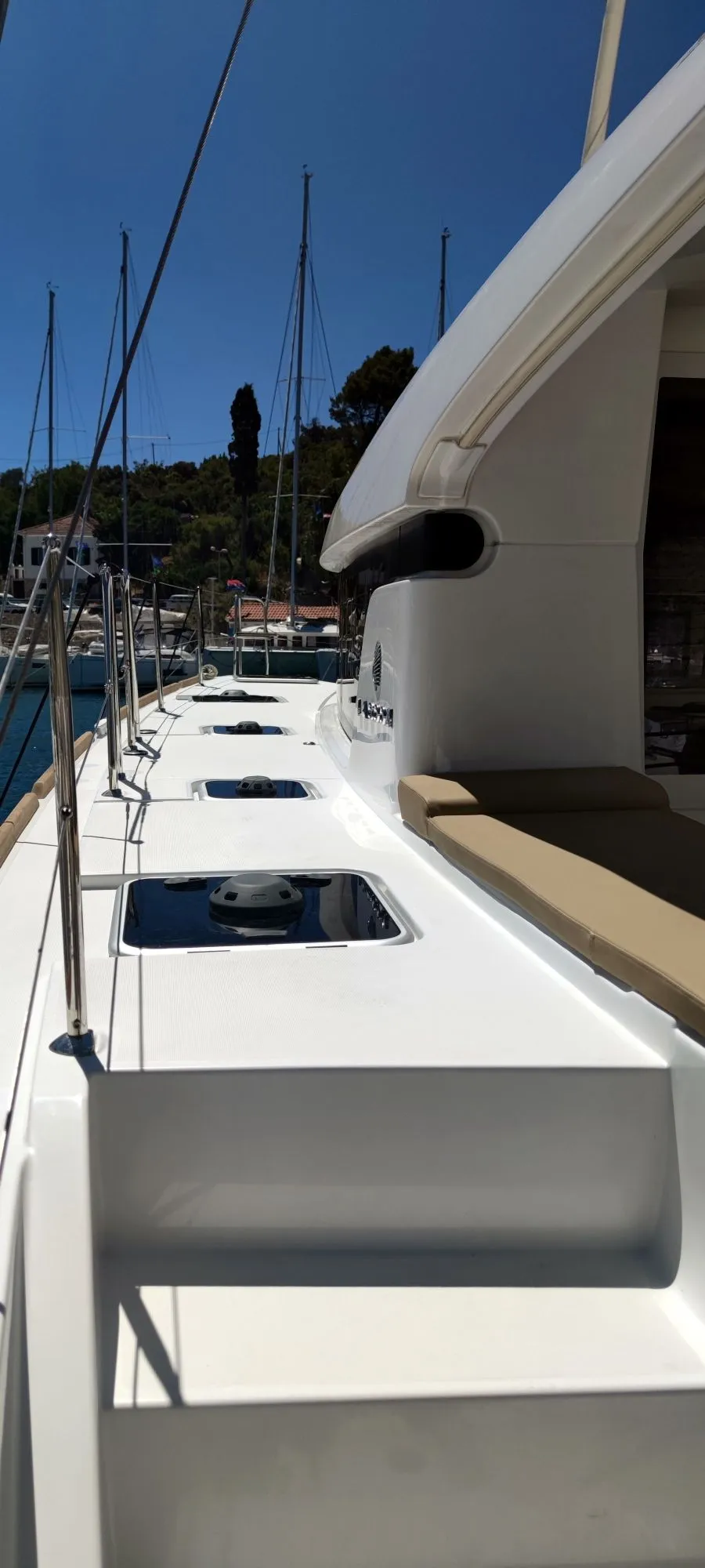 Image slide 93015