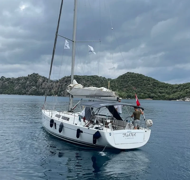 Hanse 445 Juana boat image