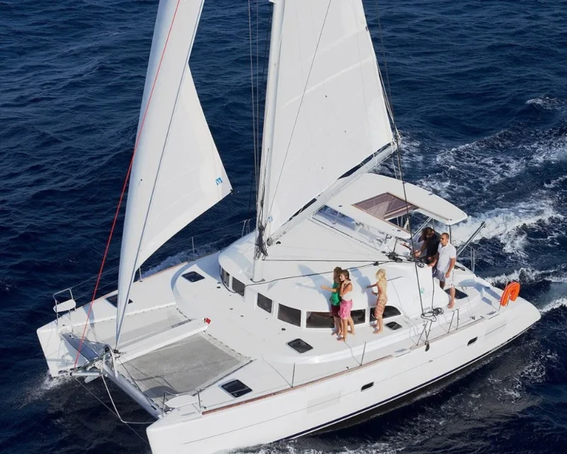 Lagoon 380 Aride boat image