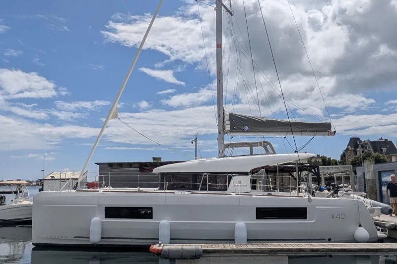 Lagoon 40 Last One boat image