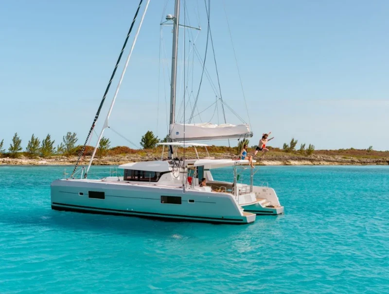 Lagoon 42 Blueskin boat image