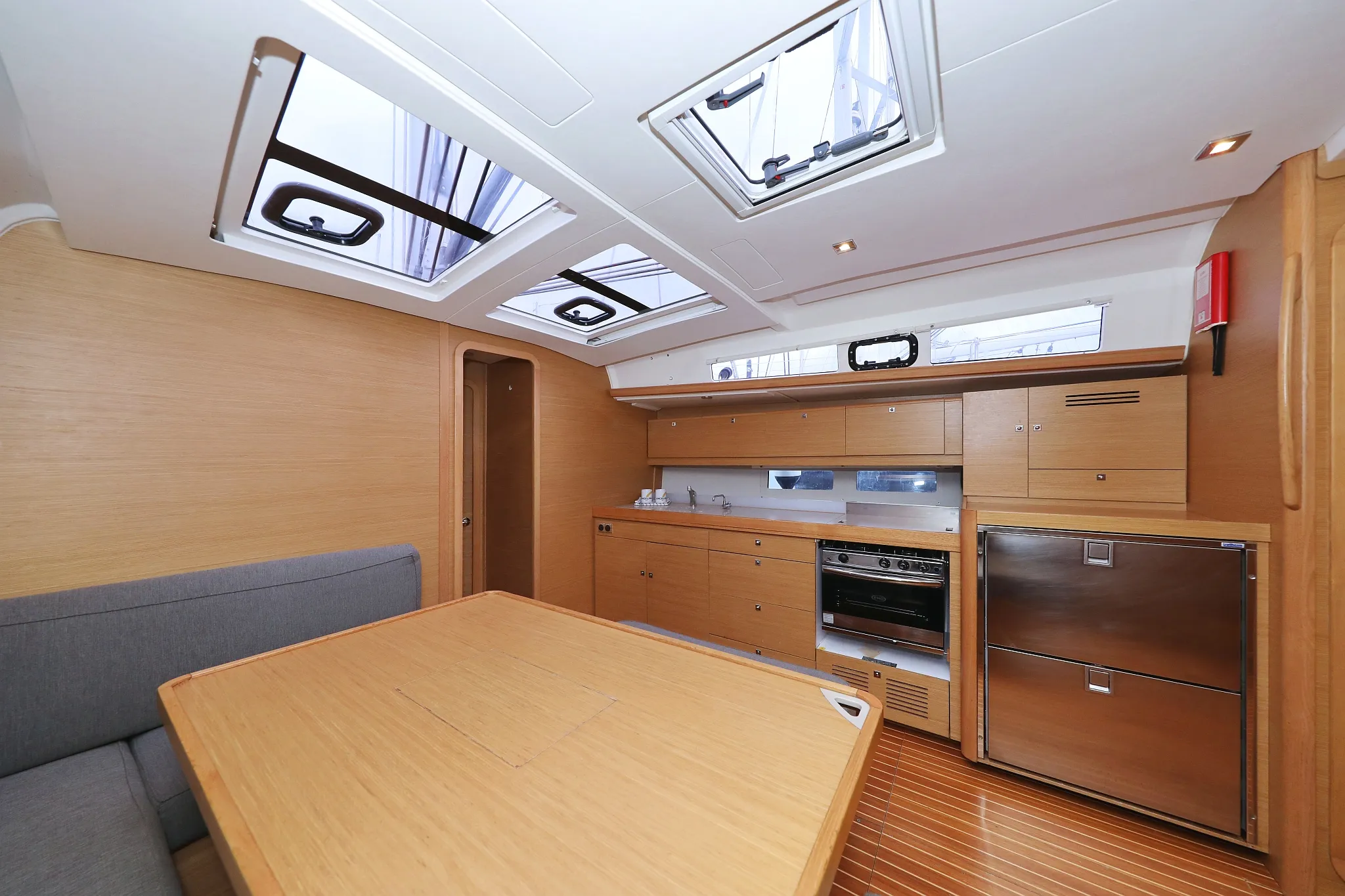 Image slide 9398