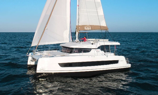 Bali Catspace Kuma boat image