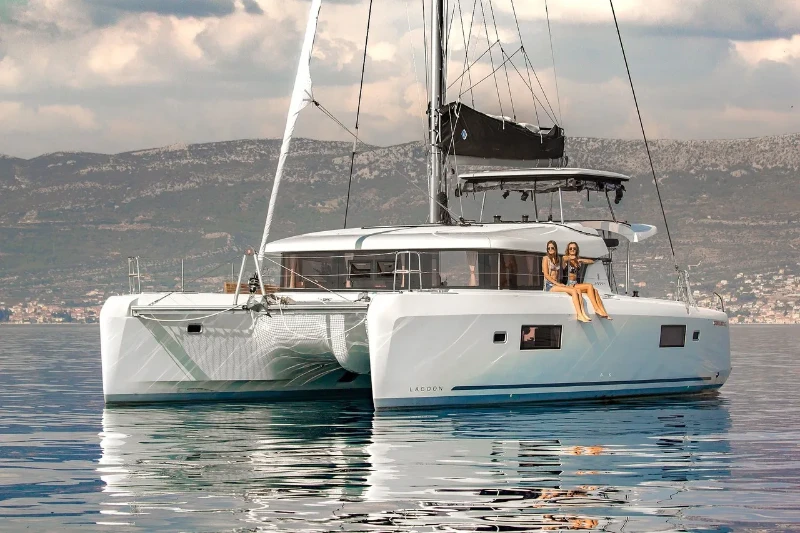 Lagoon 42 Sea Voyager boat image