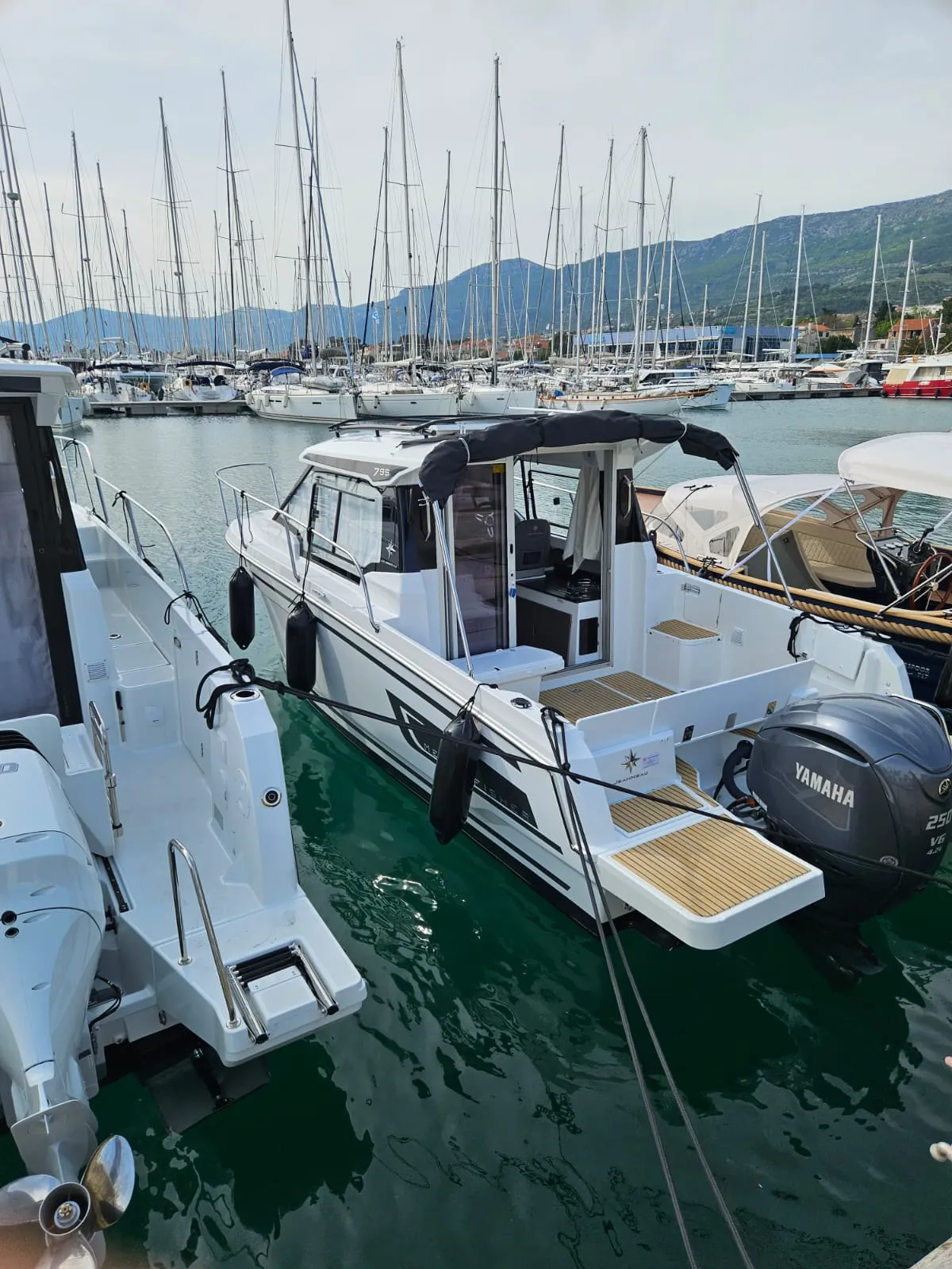 Image slide 97011