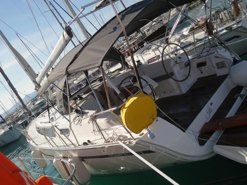 Bavaria Cruiser 41 Ile boat image