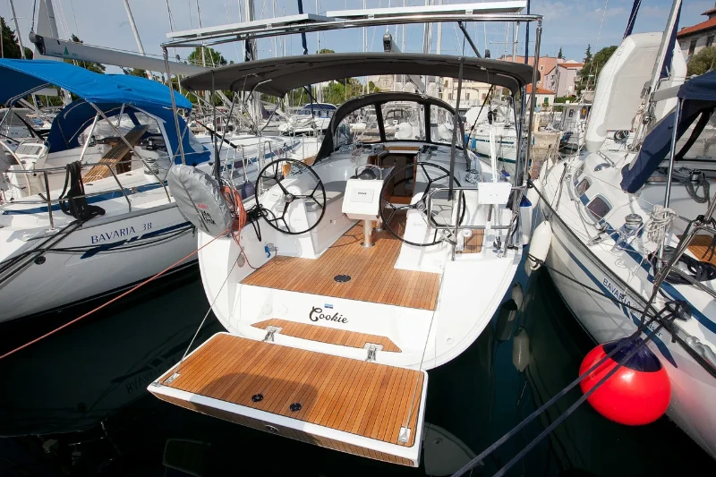 Bavaria Cruiser 34 Style Cookie boat image