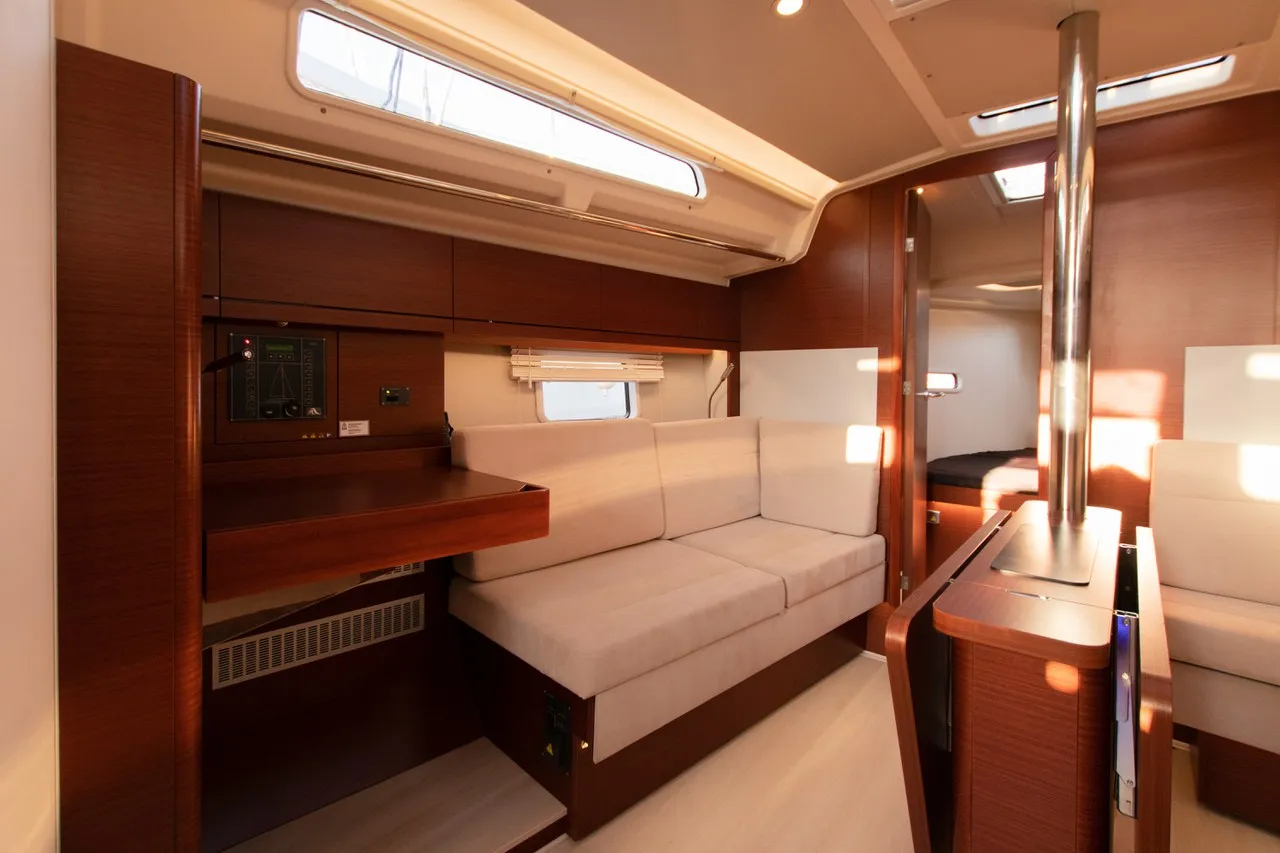 Image slide 97710