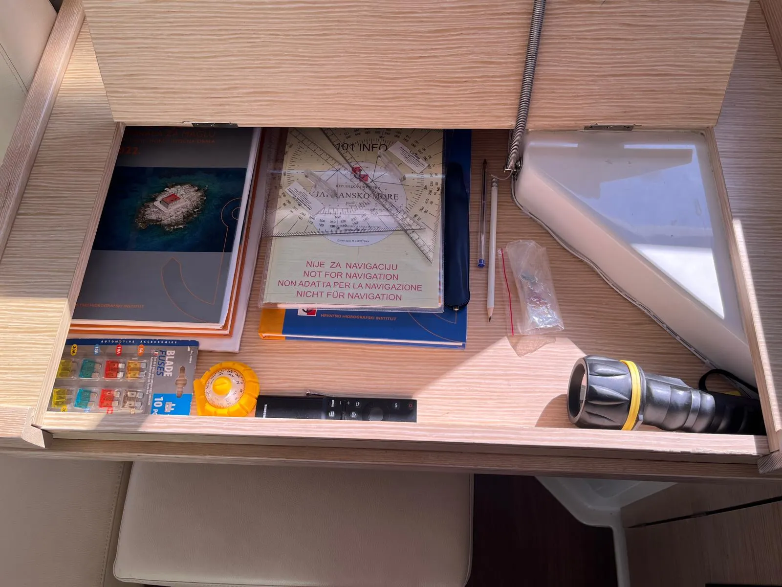 Image slide 97980