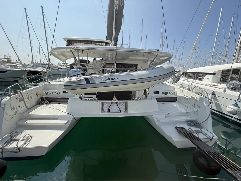 Lagoon 42 Tigeer Royale boat image